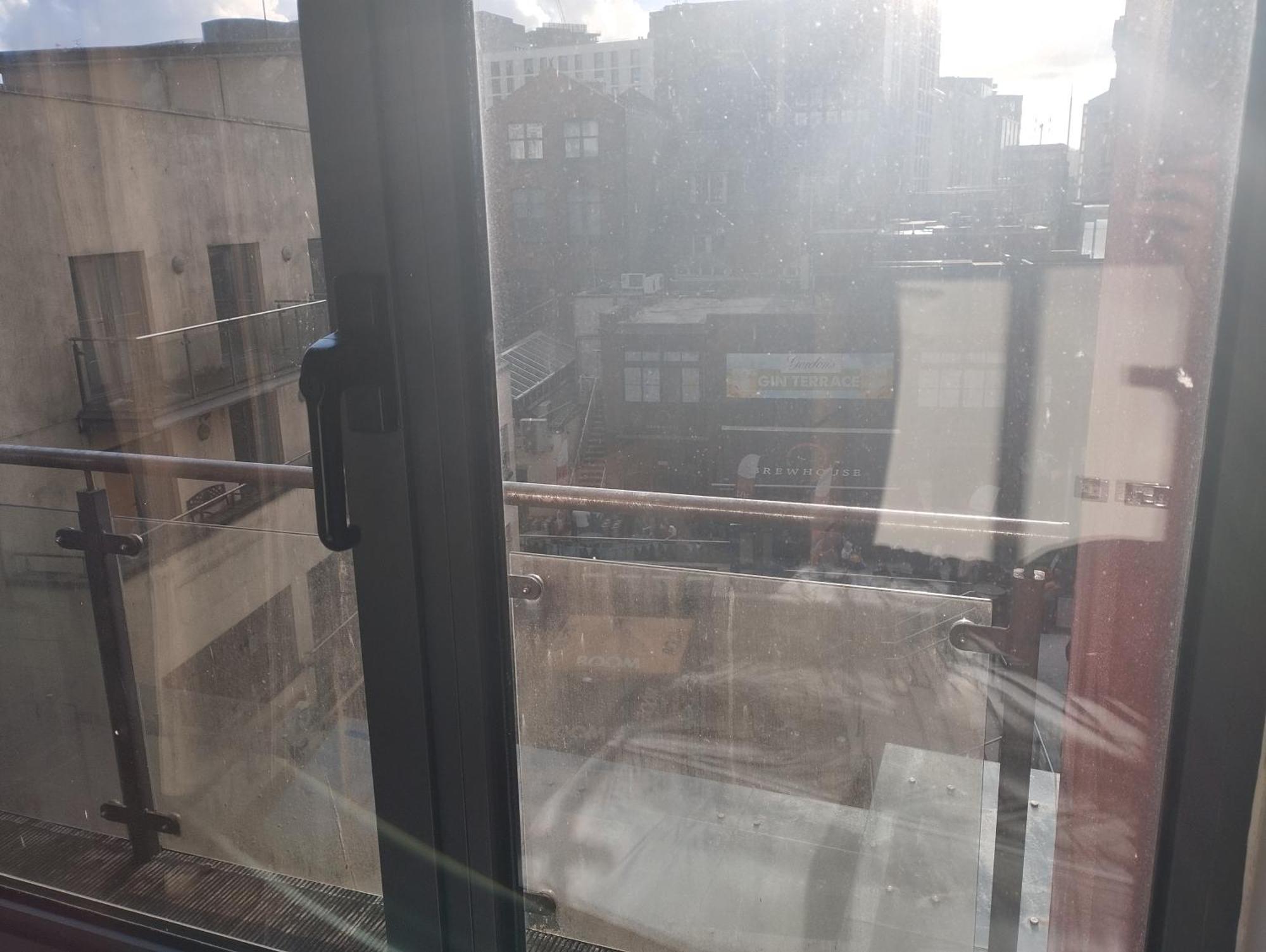 Room In Cardiff City Center - Swiftstay Exterior photo